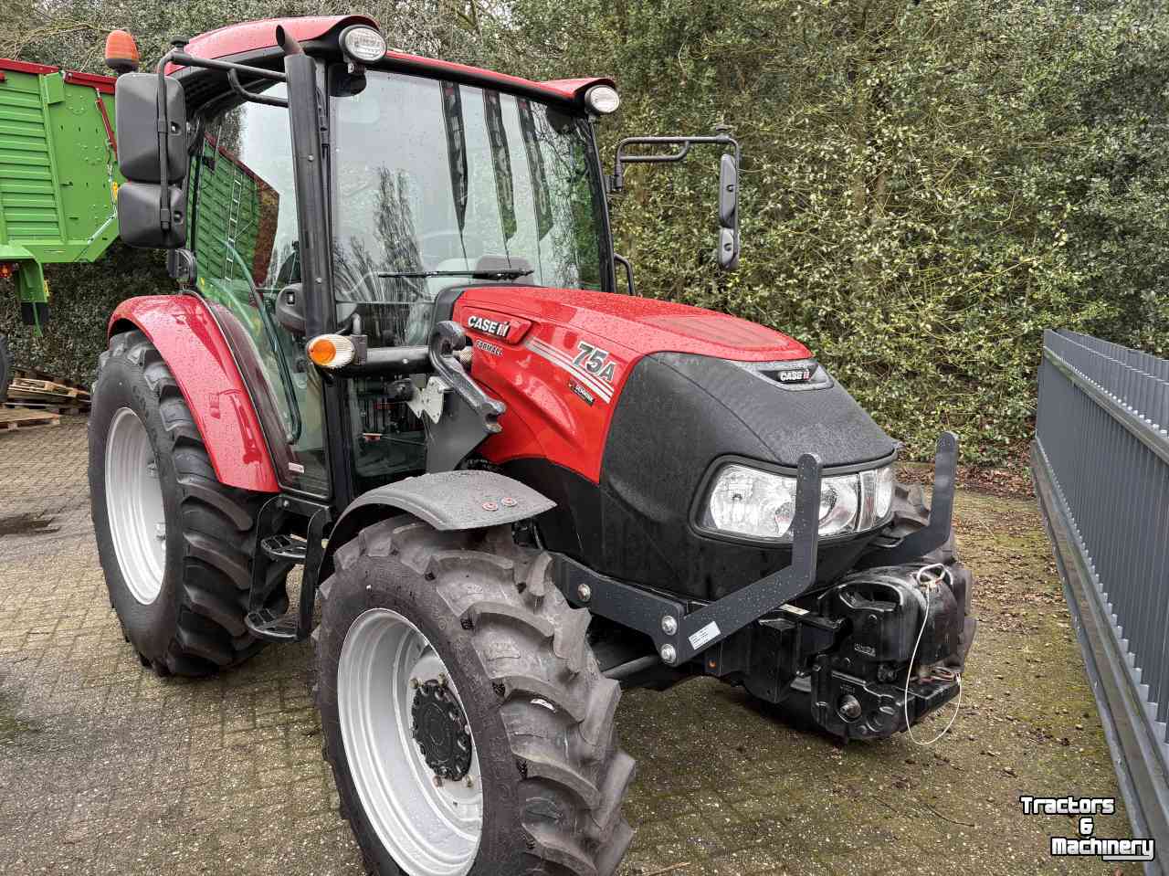 Tractor Case-IH Farmall 75a