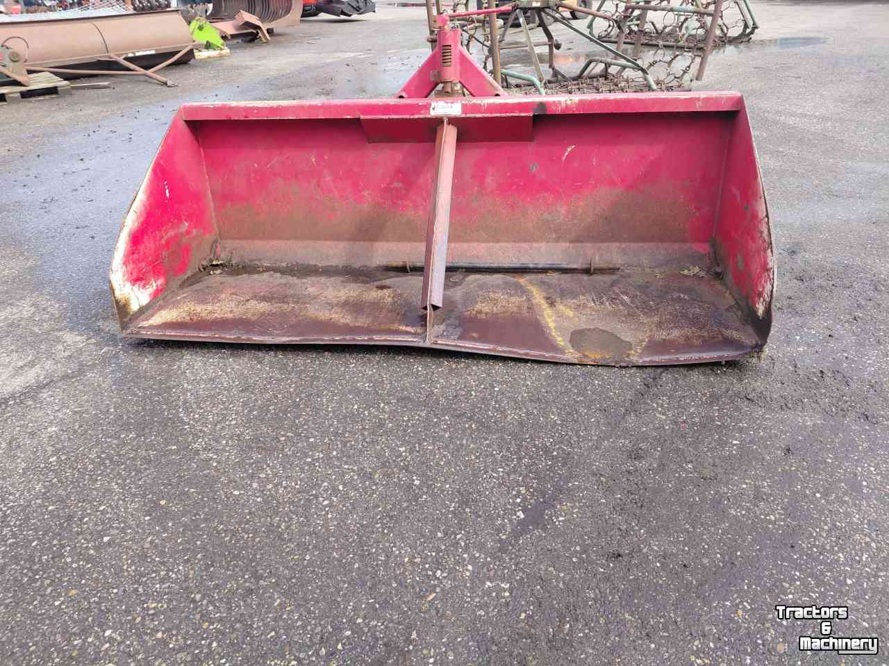Tractor tipping boxes Peecon TB 225