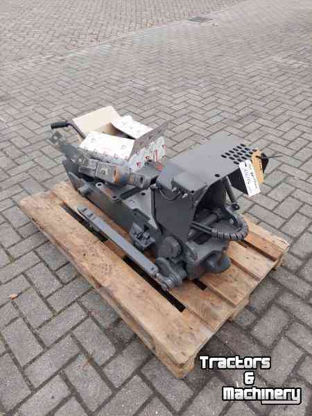 Used parts for tractors Valtra Oppikhaken