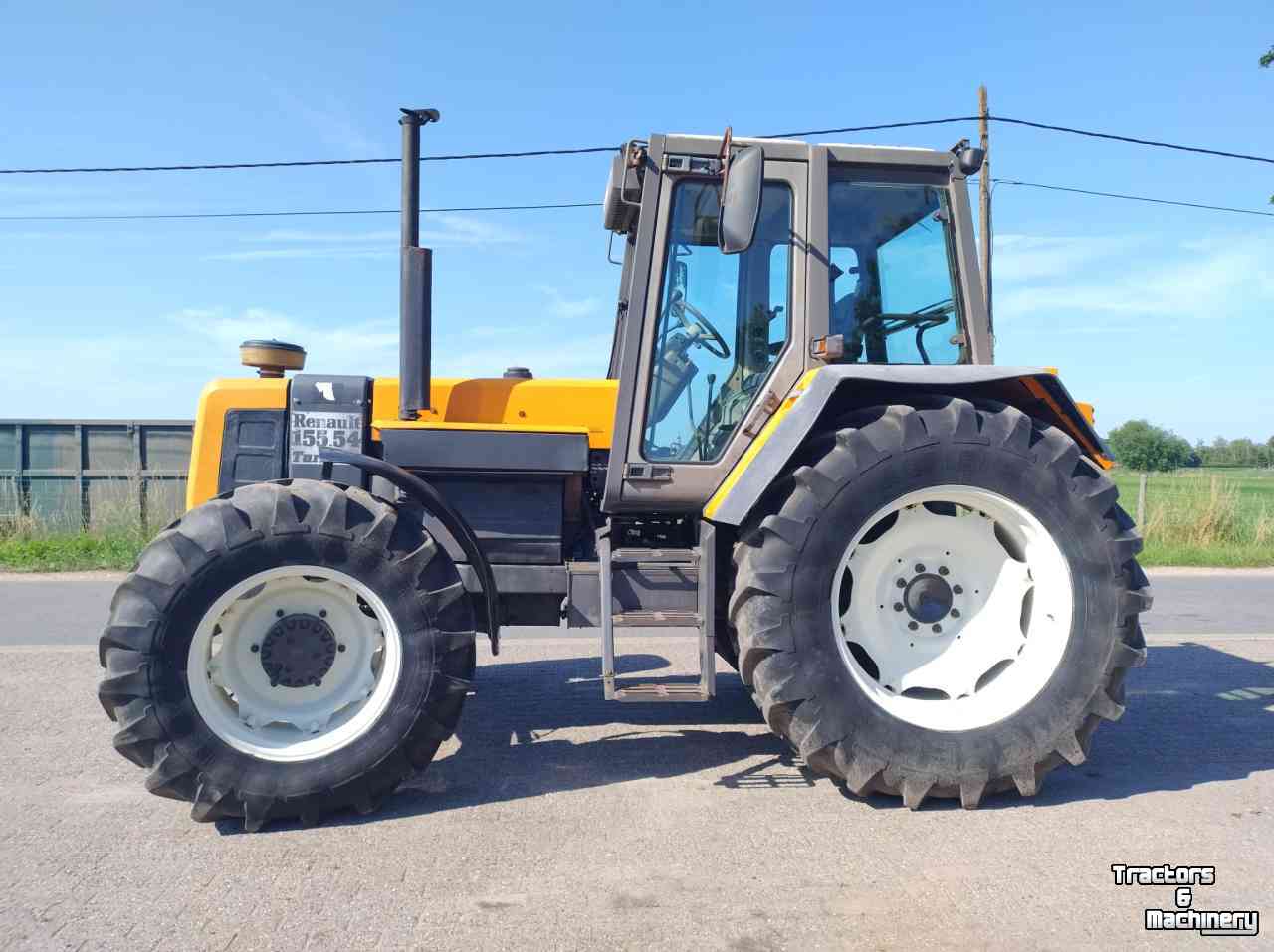 Tractor Renault 155-54TX