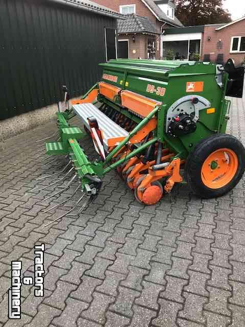 Seed drill Amazone D 9-30