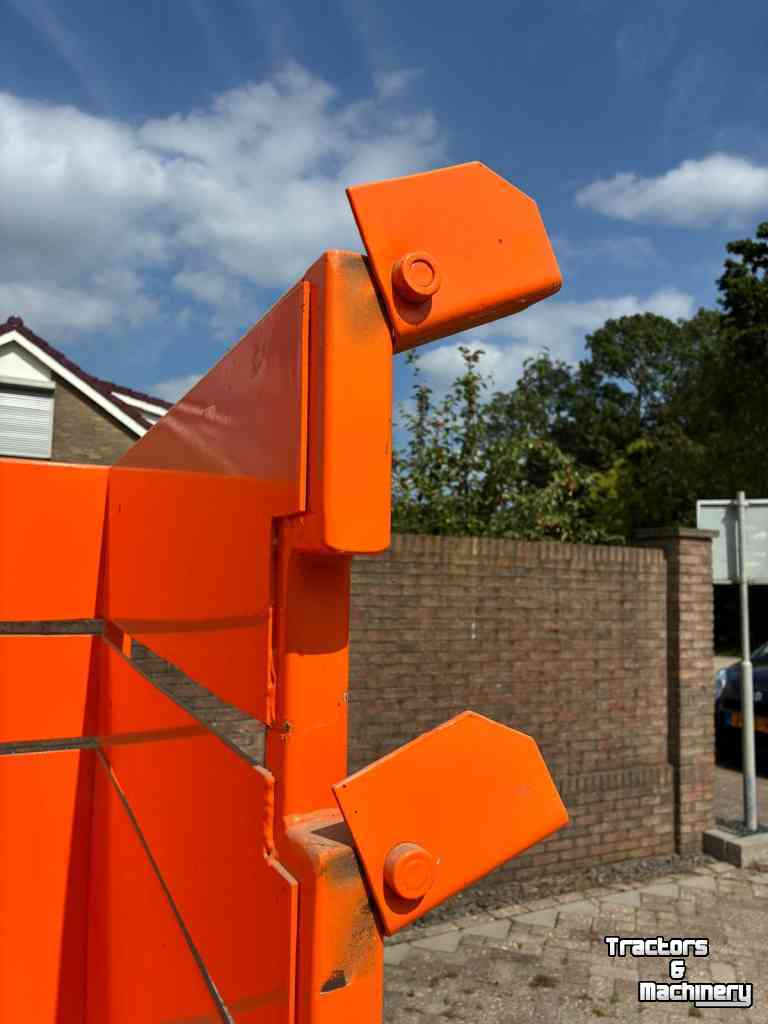 Other conveying equipment and accessories  Stapelcontainer