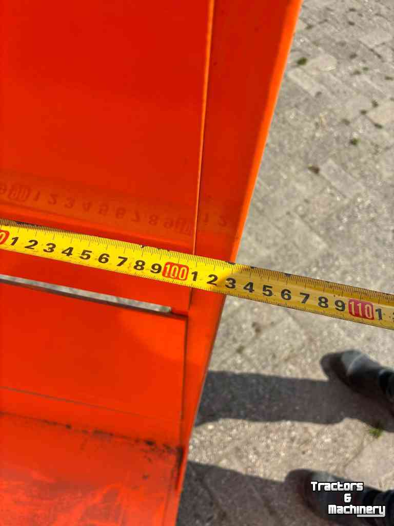 Other conveying equipment and accessories  Stapelcontainer