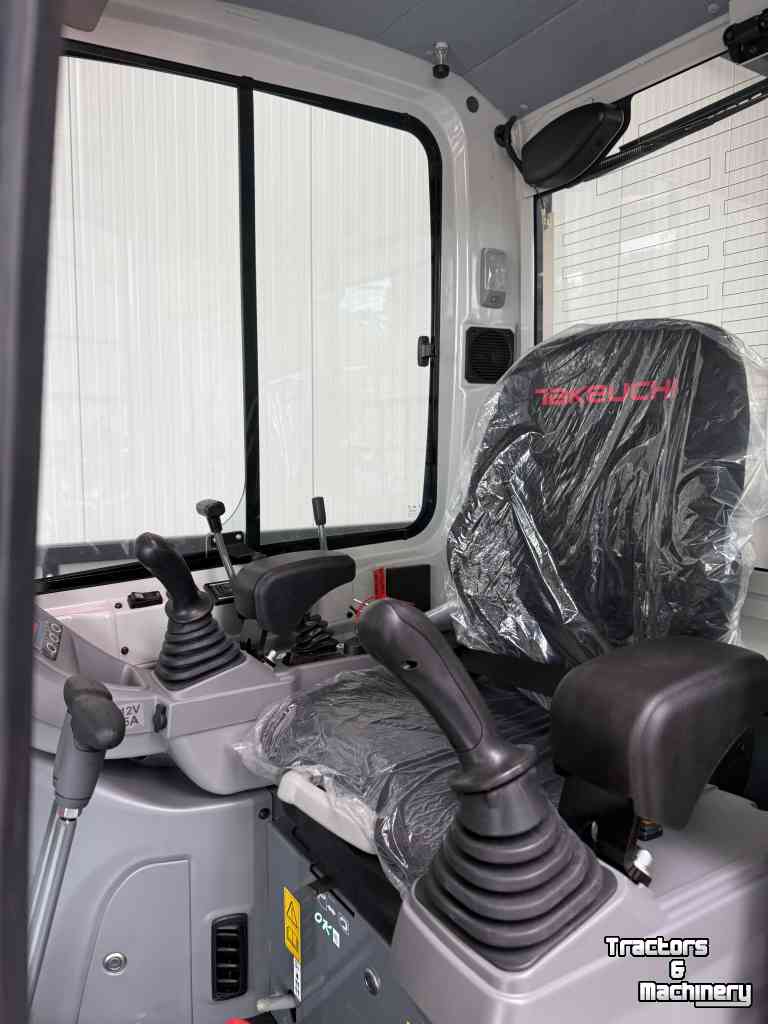 Mini-Excavator Takeuchi TB216