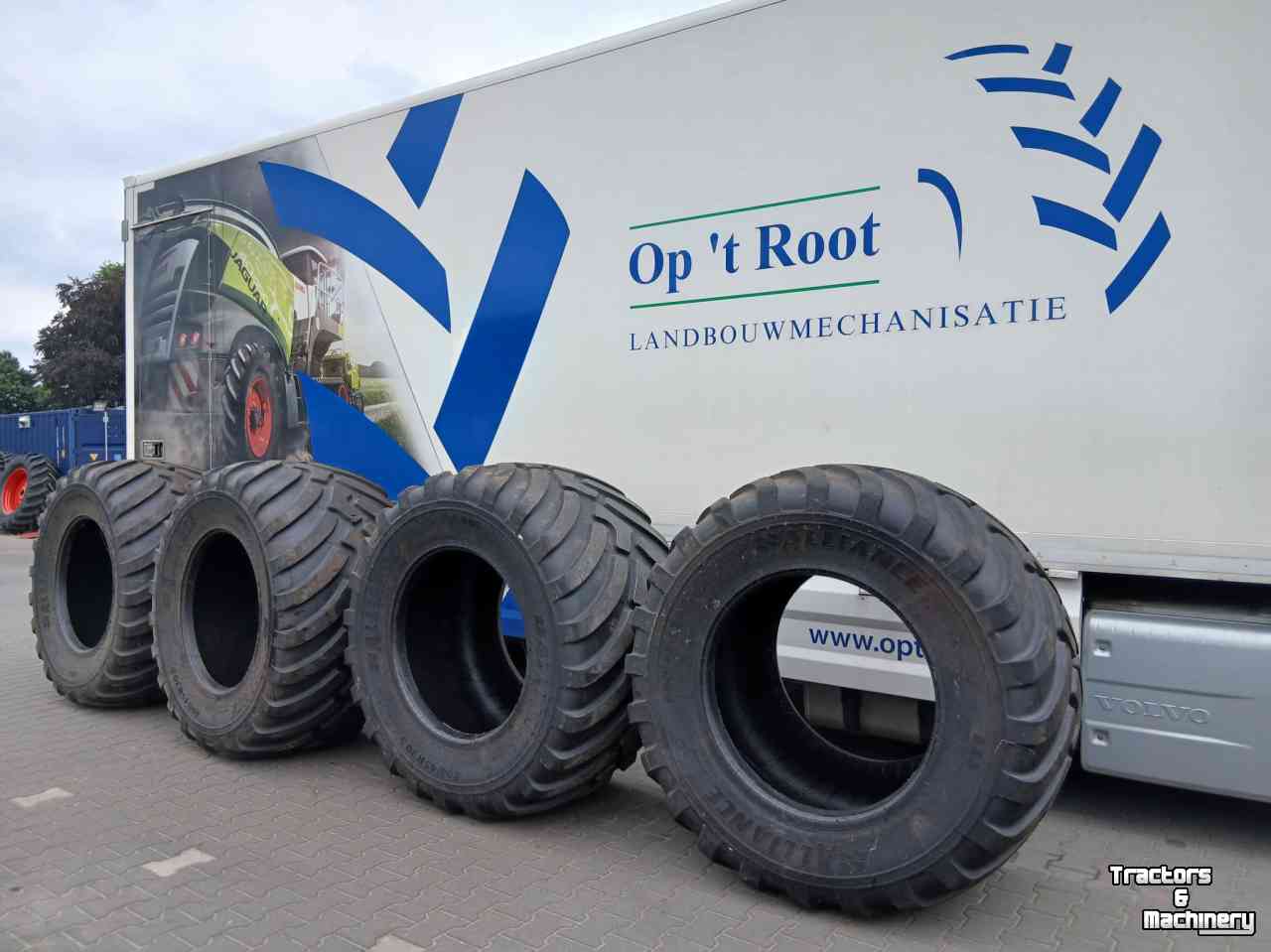 Wheels, Tyres, Rims & Dual spacers Alliance 800/45R30.5