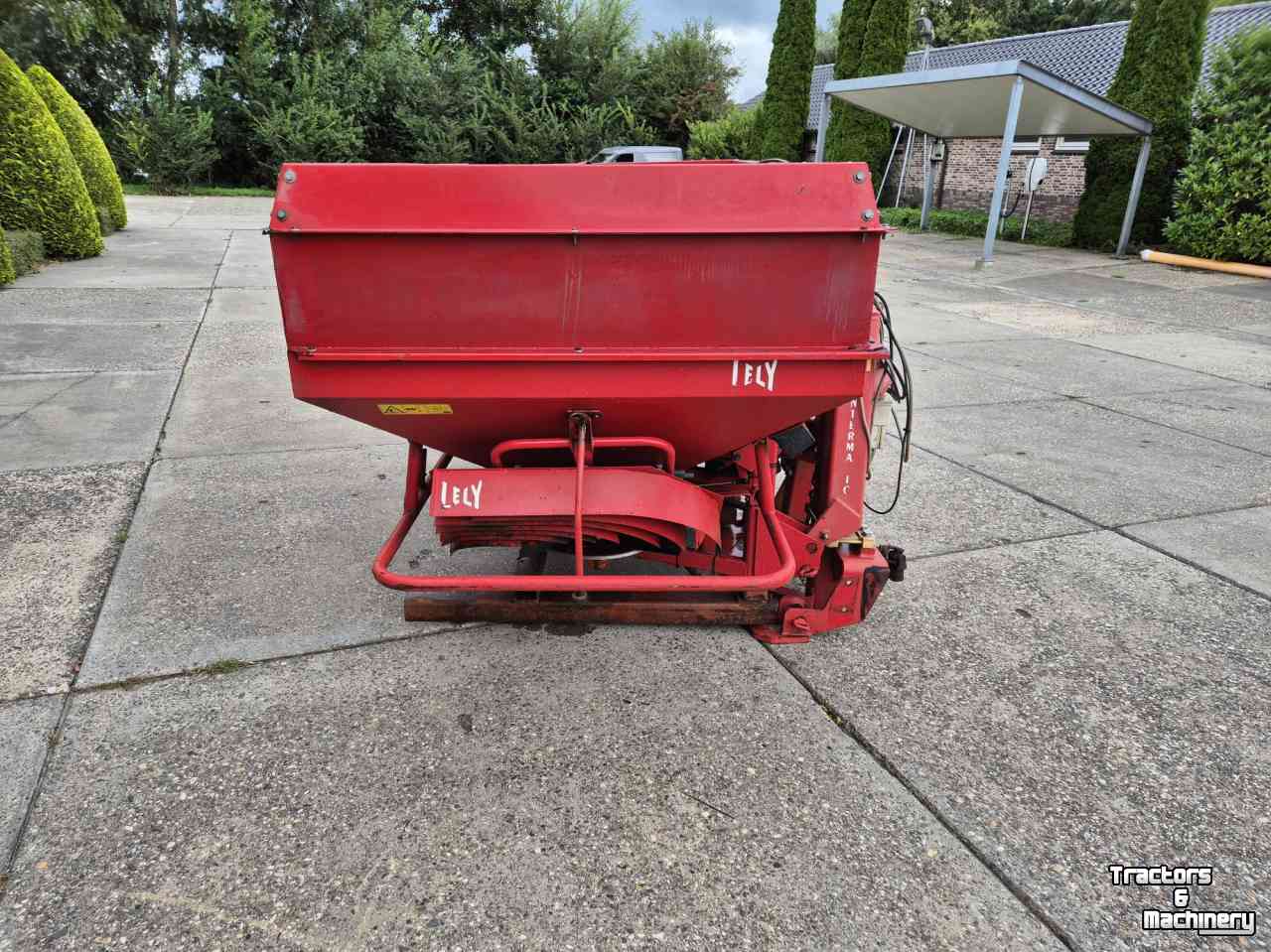 Fertilizer spreader Lely Centerliner strooier