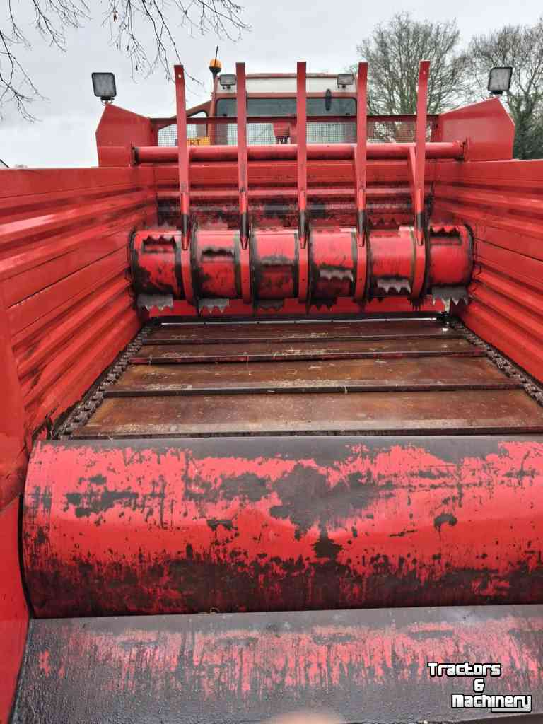 Silage-block distribution wagon  Amigo 20S