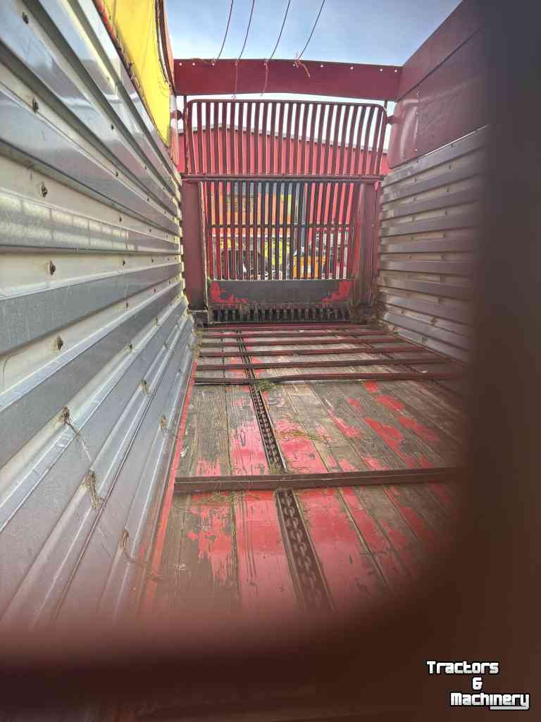 Self-loading wagon Strautmann Vitesse 260
