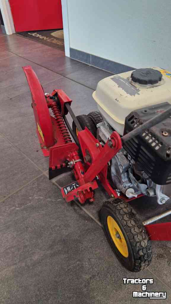 Turf-cutter / Sod-harvester  4G7P