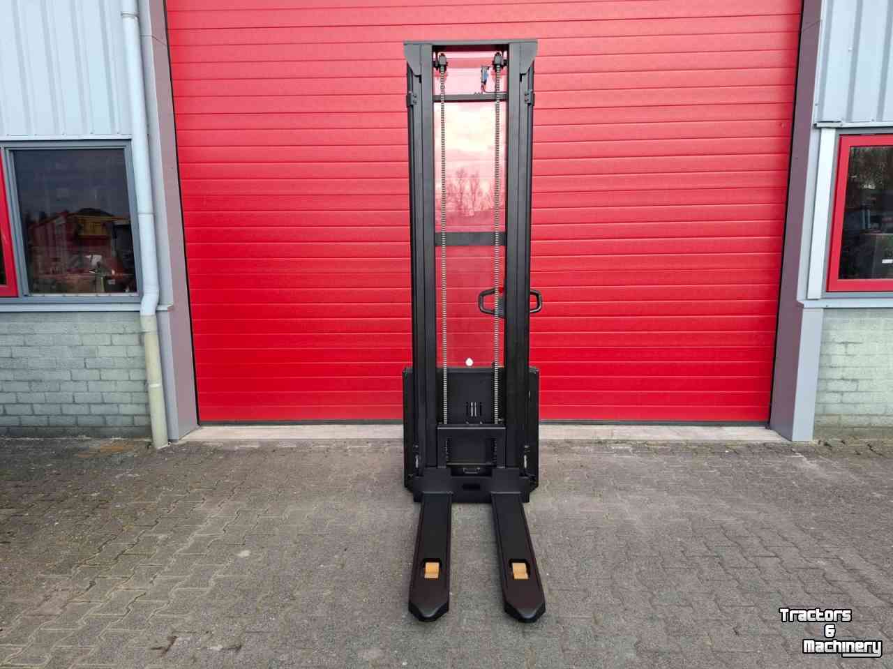 Electrical pallettruck EP Equipment ESA-121 stapelaar 4200 mm
