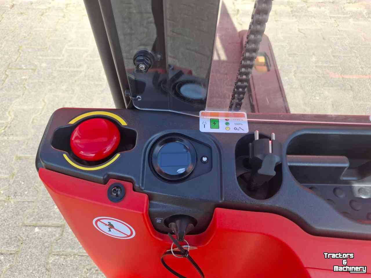Electrical pallettruck EP Equipment ESA-121 stapelaar 4200 mm