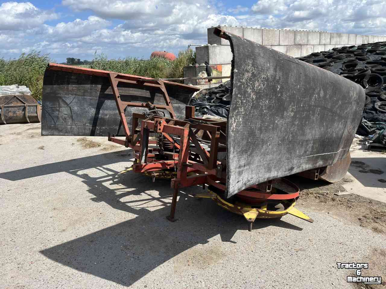 Silage spreader Rogedi Kuilverdeler