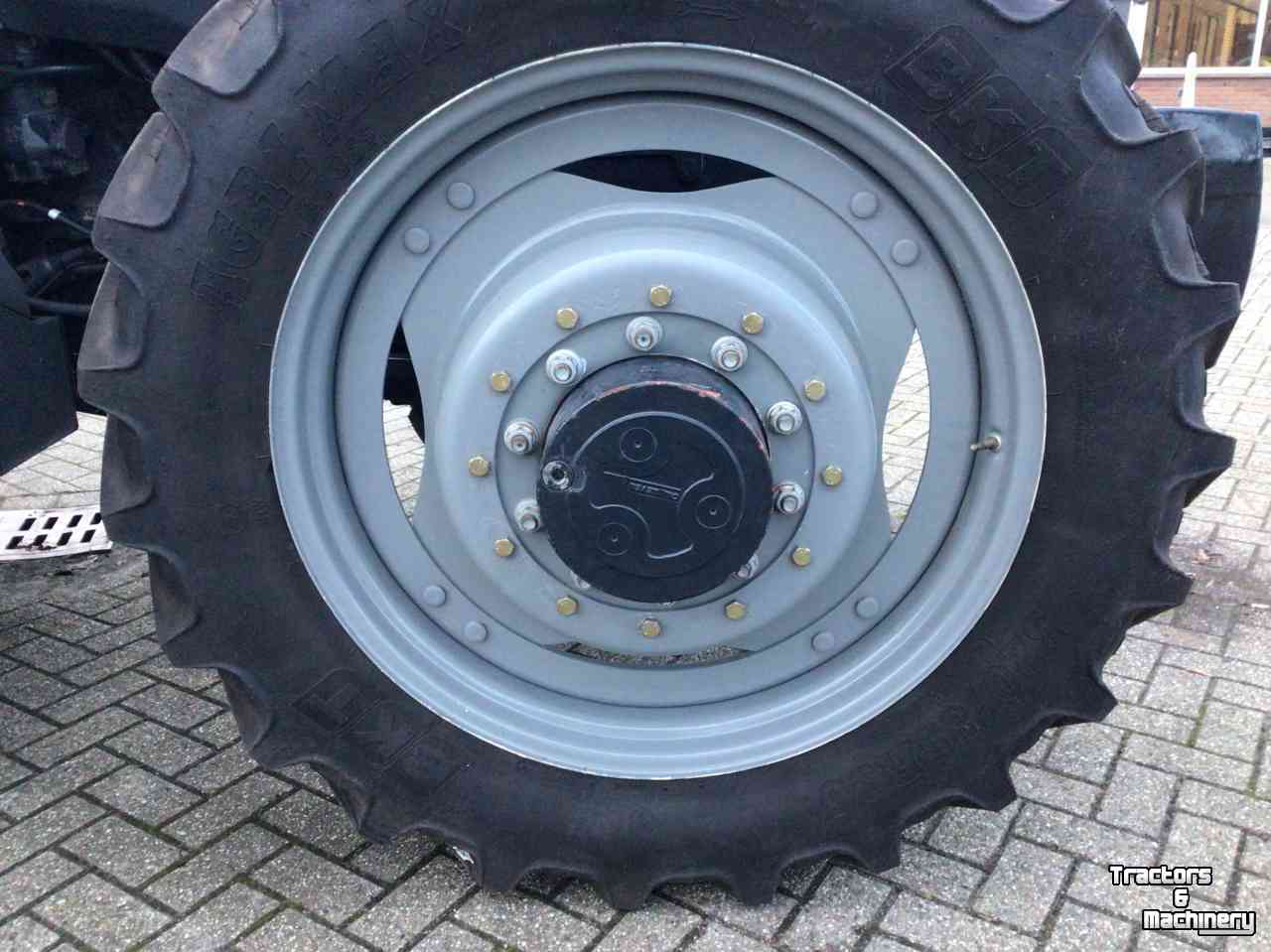 Wheels, Tyres, Rims & Dual spacers Molcon 10-36 verstelbaar