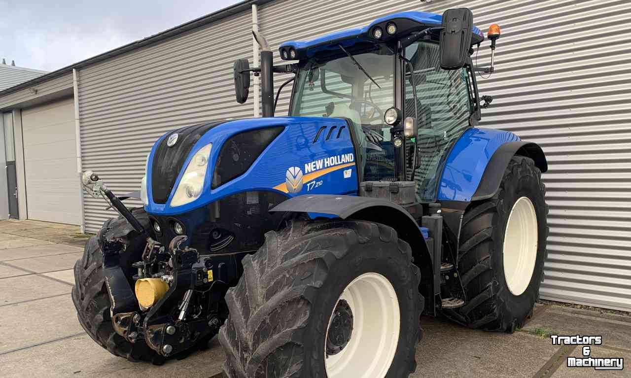 Tractors New Holland T7.210 PC Tractor