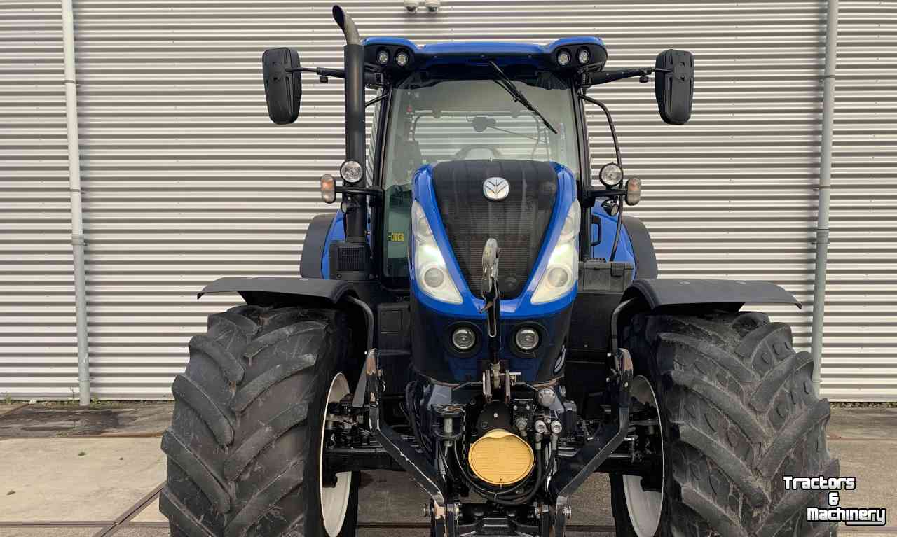 Tractors New Holland T7.210 PC Tractor