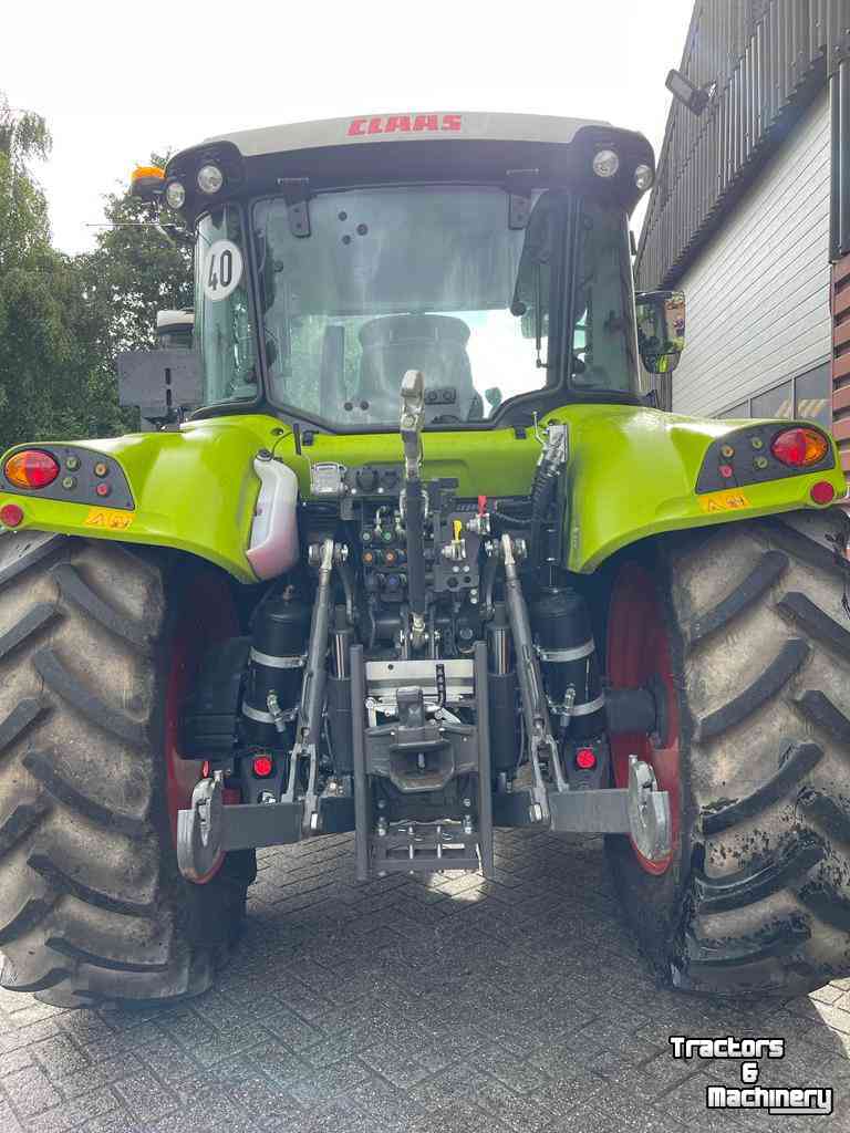 Tractors Claas Arion 420