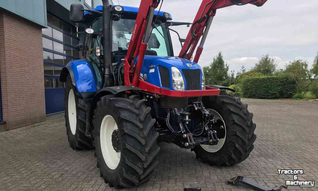 Tractors New Holland T6.140 AutoCommand Tractor Traktor