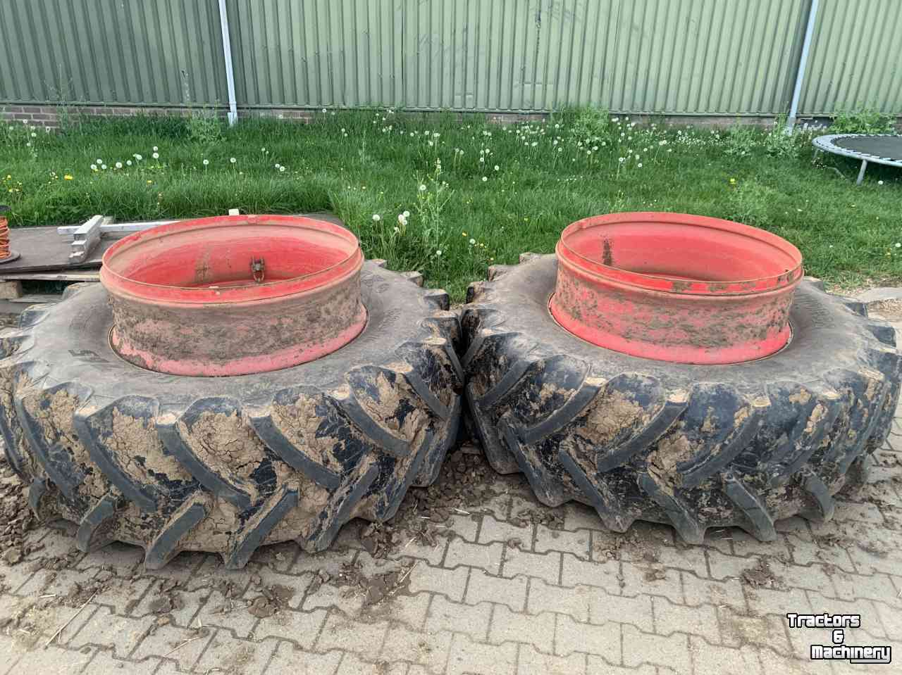 Wheels, Tyres, Rims & Dual spacers  GS Dubbellucht 38"