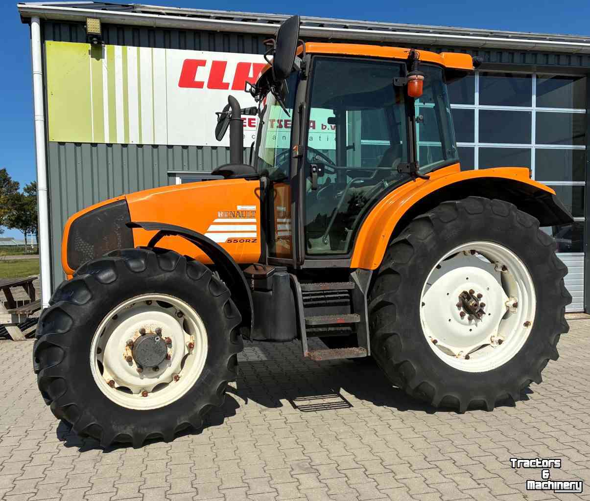 Tractor Renault Ares 550 RZ