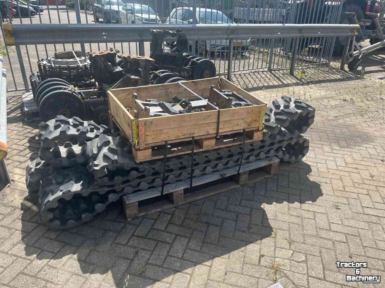Tracks and driveline  Soucy Track ST612