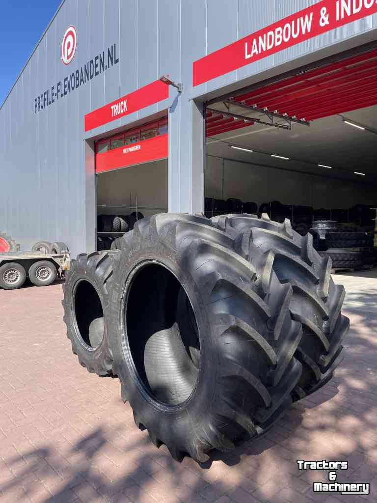 Wheels, Tyres, Rims & Dual spacers Michelin VF 600/65R38 met 480/60R28