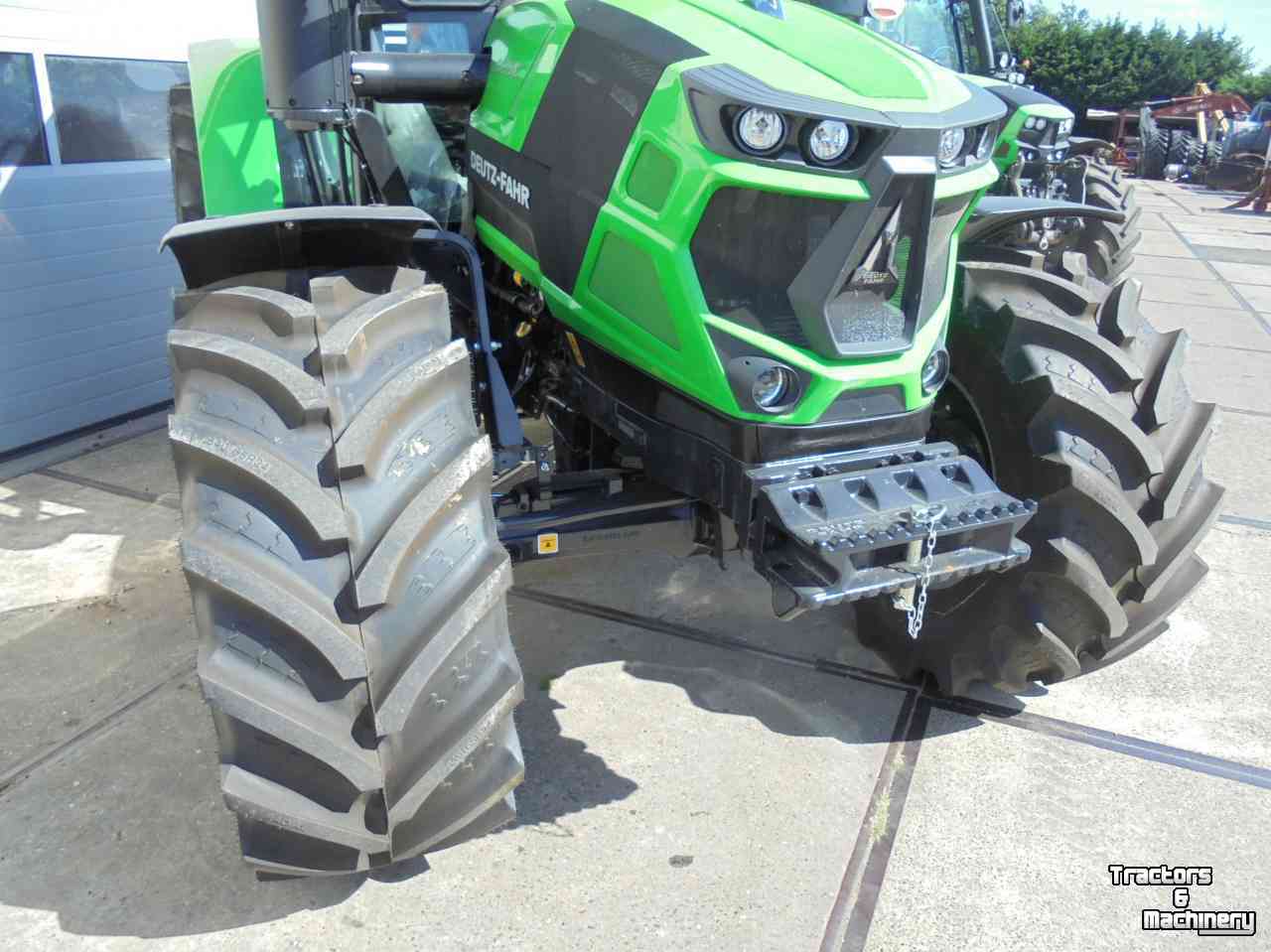 Tractors Deutz-Fahr 6125C Powershift trekker Deutz tractor nieuw uit voorraad leverbaar