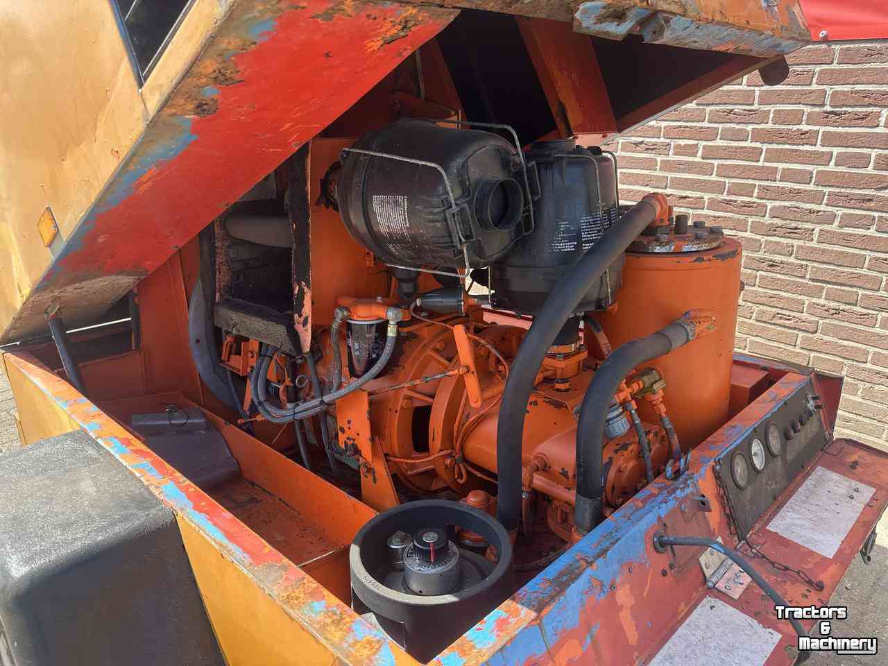 Mobile compressor Mannesmann Demag Luchtcompressor
