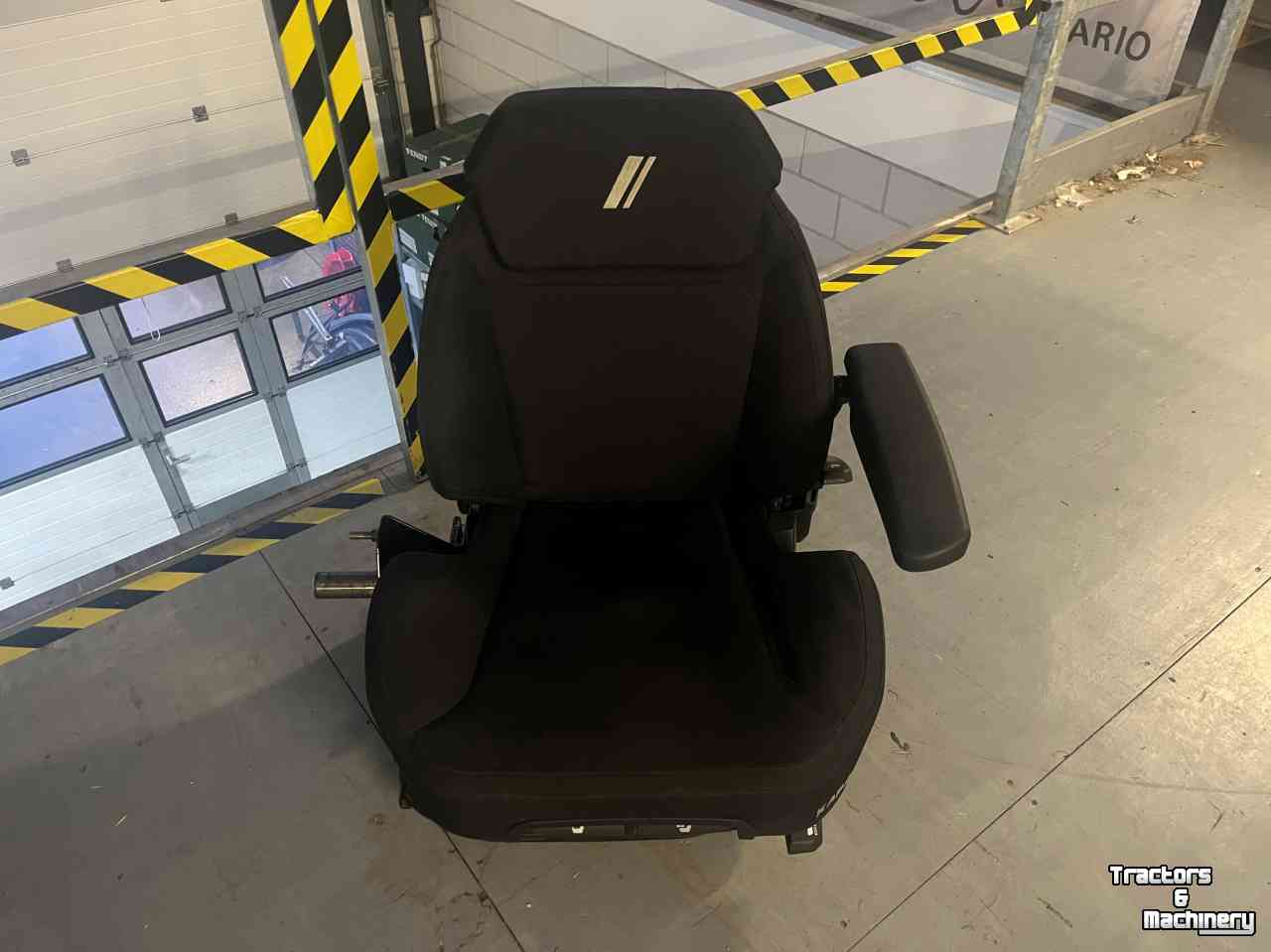 Used parts for tractors  KAB SCIOX Comfort 86/K6 | Lucht geveerde stoel