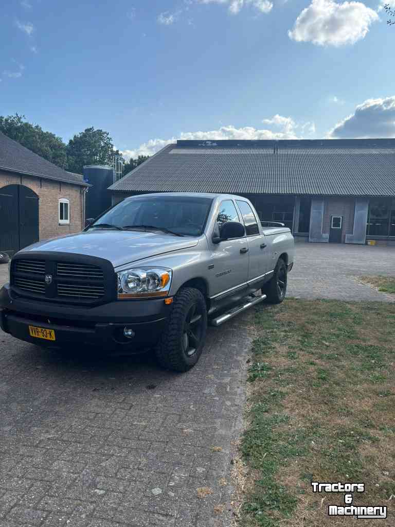 Other transport and industrial equipment and accessories  Dodge ram 1500 Quad Cab