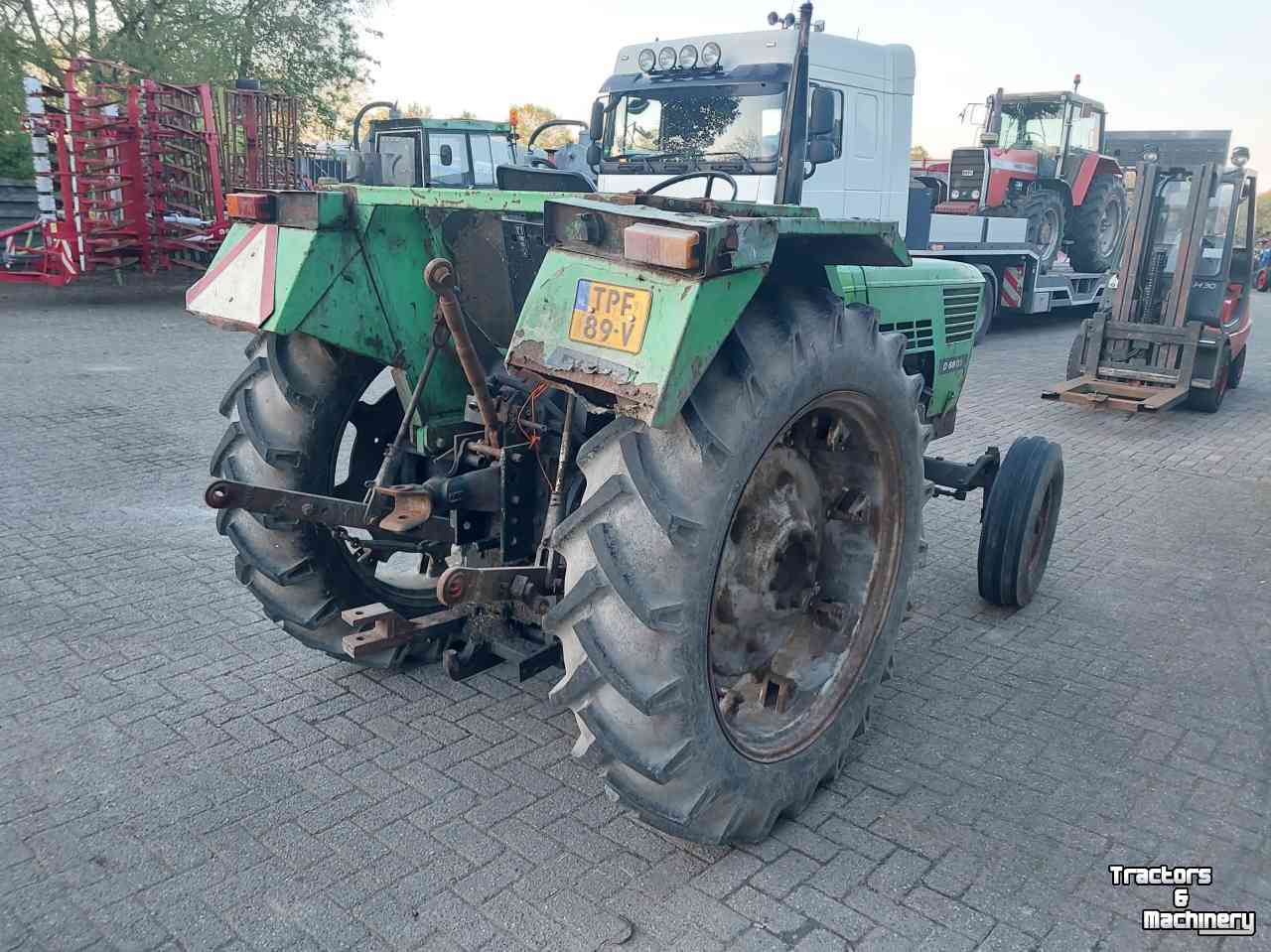 Tractors Deutz-Fahr 6806