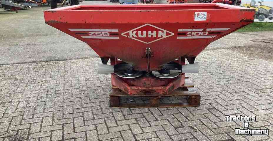Fertilizer spreader Kuhn ZSB 900