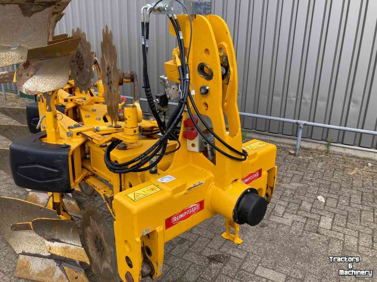 Ploughs Rumptstad 480V4+0-100L