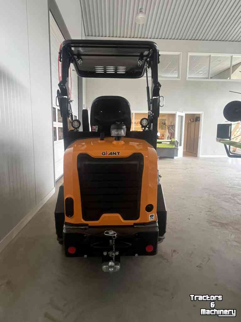 Wheelloader Giant G2300HD