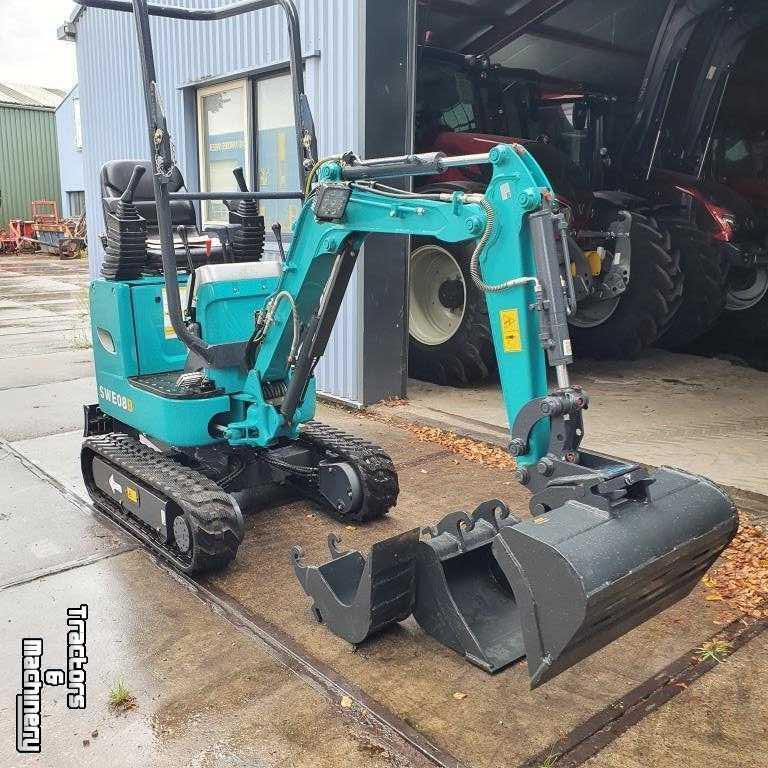 Excavator tracks Sunward SWE 08B rupskraan