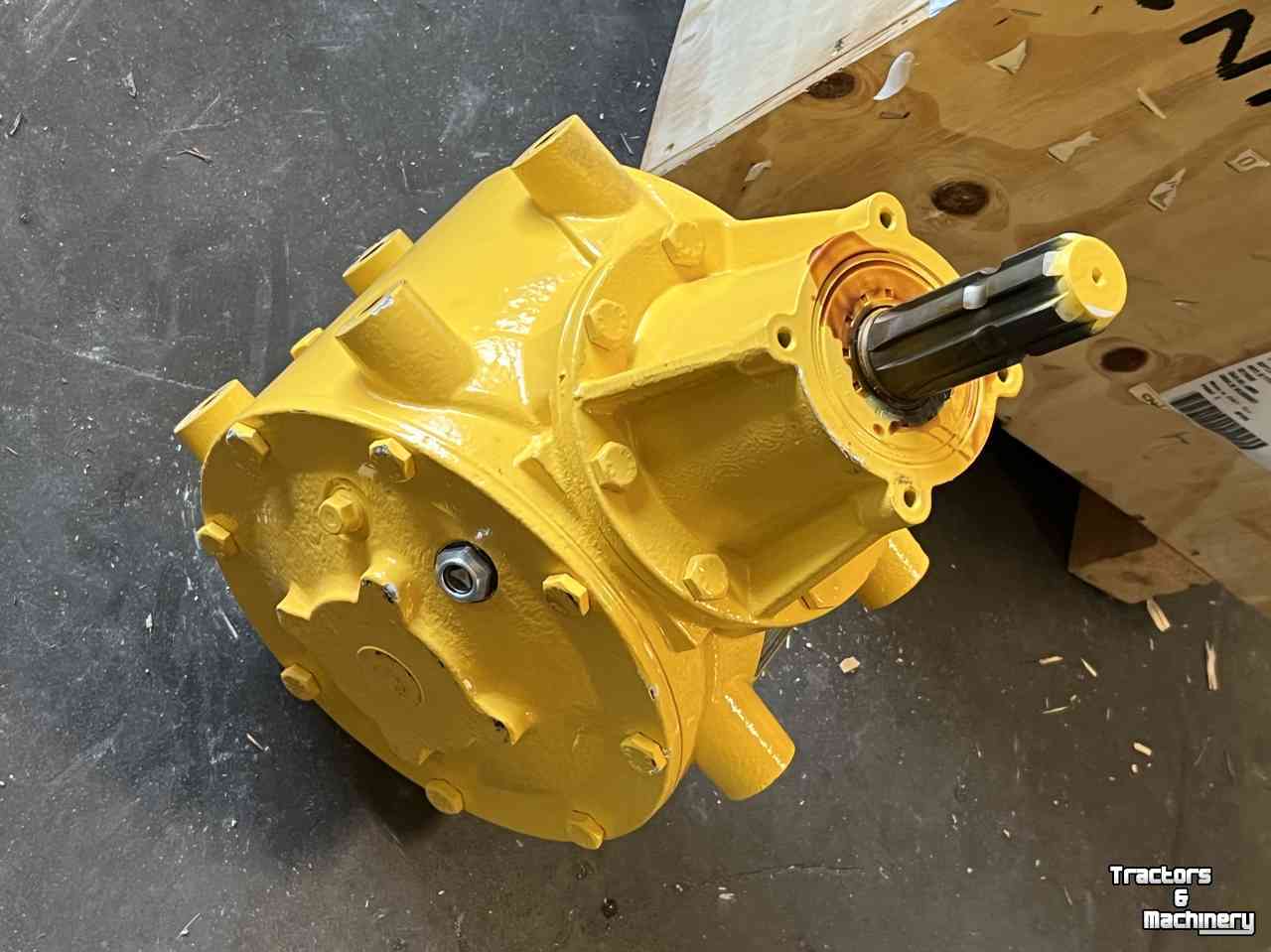 Combine New Holland Zwadmaaier aandrijfving 600FDR Parts nr:47659491