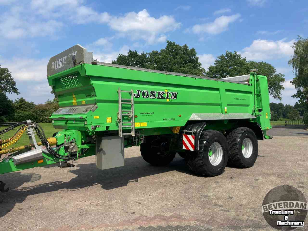 Manure spreader Joskin Ferti Space 6511/18BU