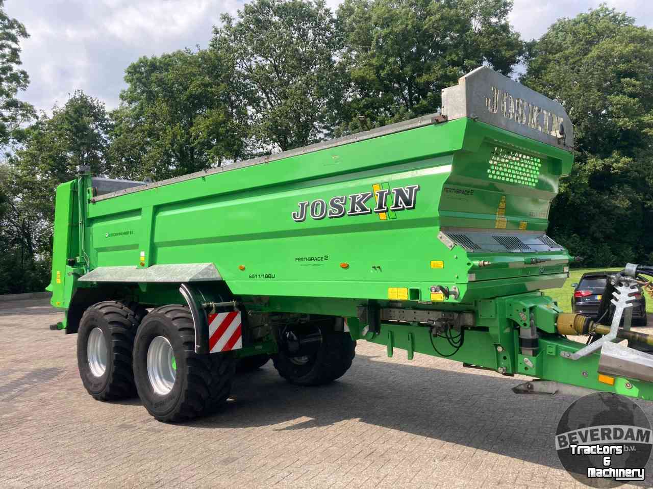 Manure spreader Joskin Ferti Space 6511/18BU