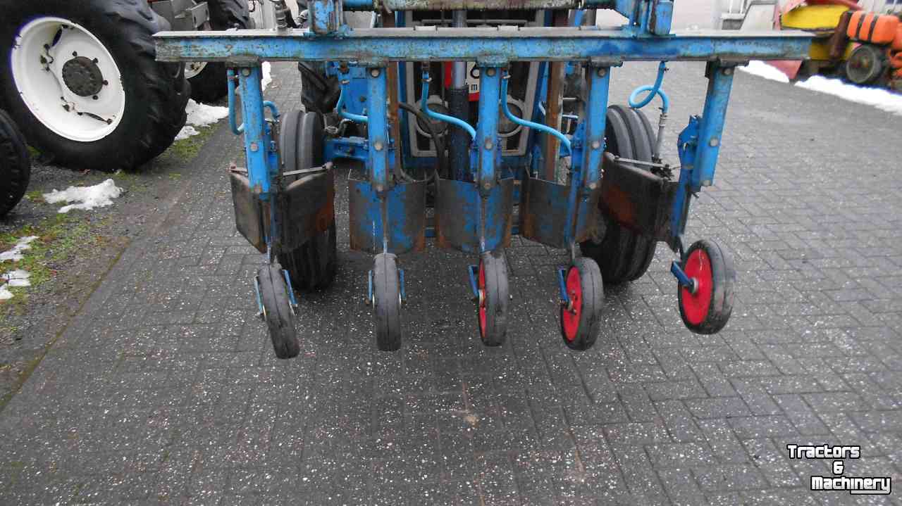 Rows sprayer  rijenspuit