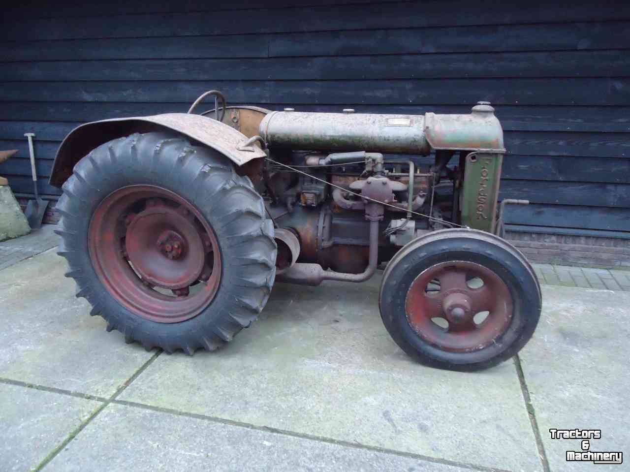 Tractors Fordson tractor