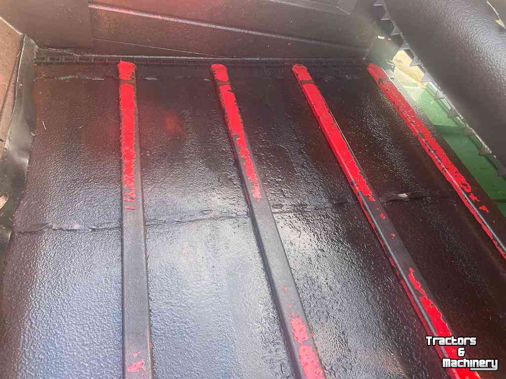 Silage-block distribution wagon Trioliet Multifeed