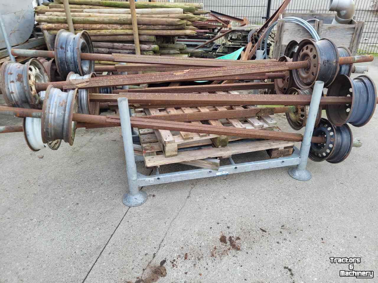 Other horticulture equipment and accessories  Plastic oproller