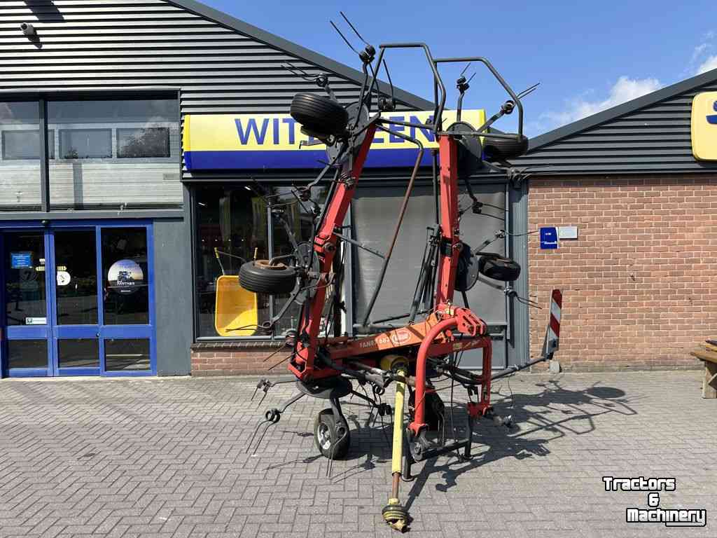 Tedder Vicon Fanex 683 Schudder