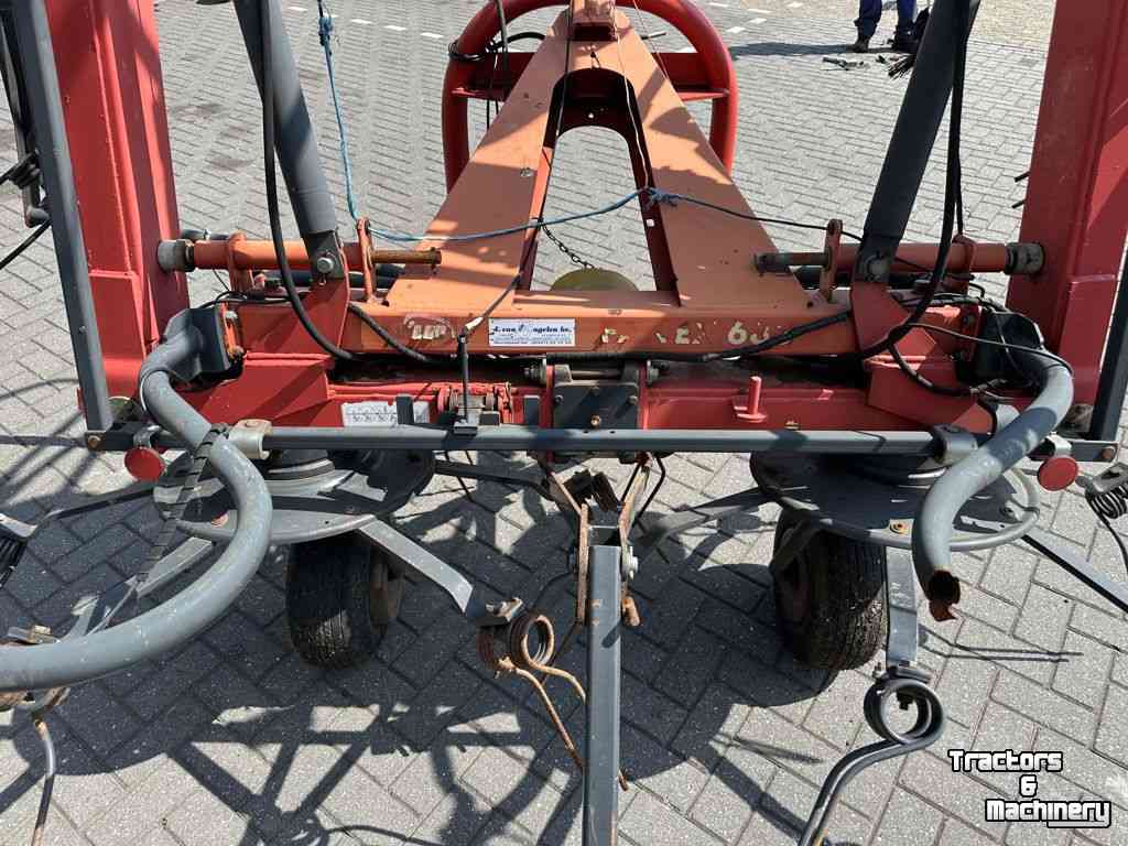Tedder Vicon Fanex 683 Schudder