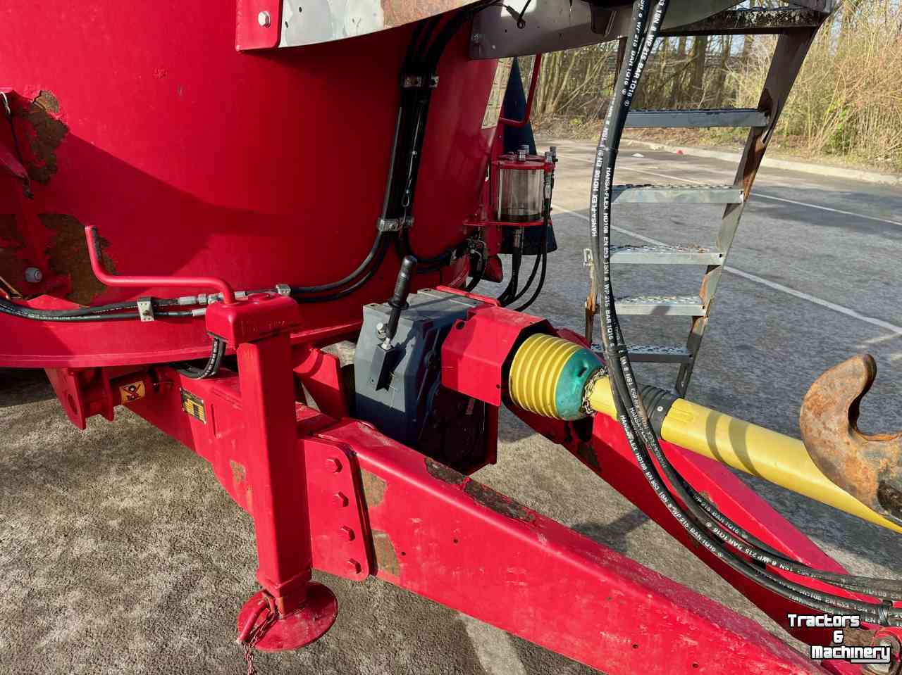 Vertical feed mixer Peecon Airmix Voermengwagen 20 m³