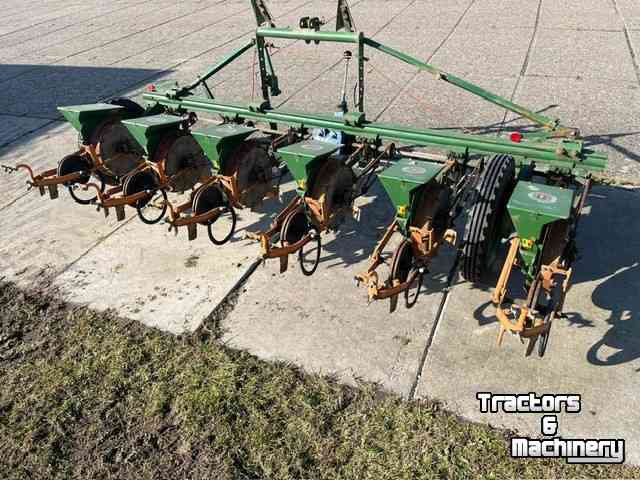Seed drill  bietenzaaier