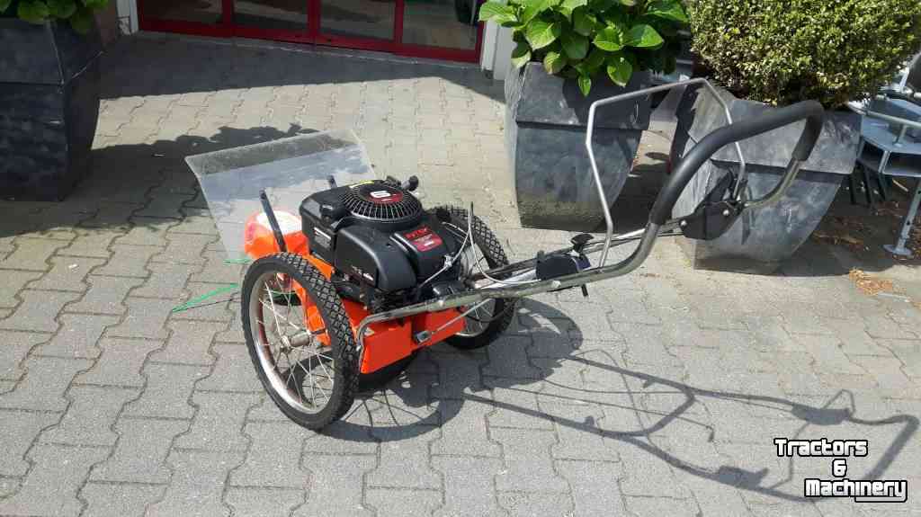 Push-type Lawn mower Honda B&S 6PK Grastrimmer