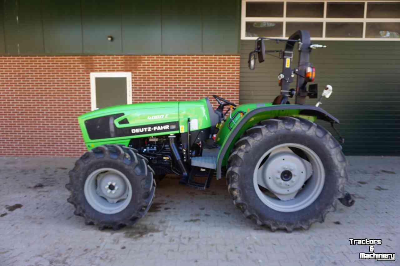 Tractors Deutz-Fahr 4080 E 4wd 40km kruip