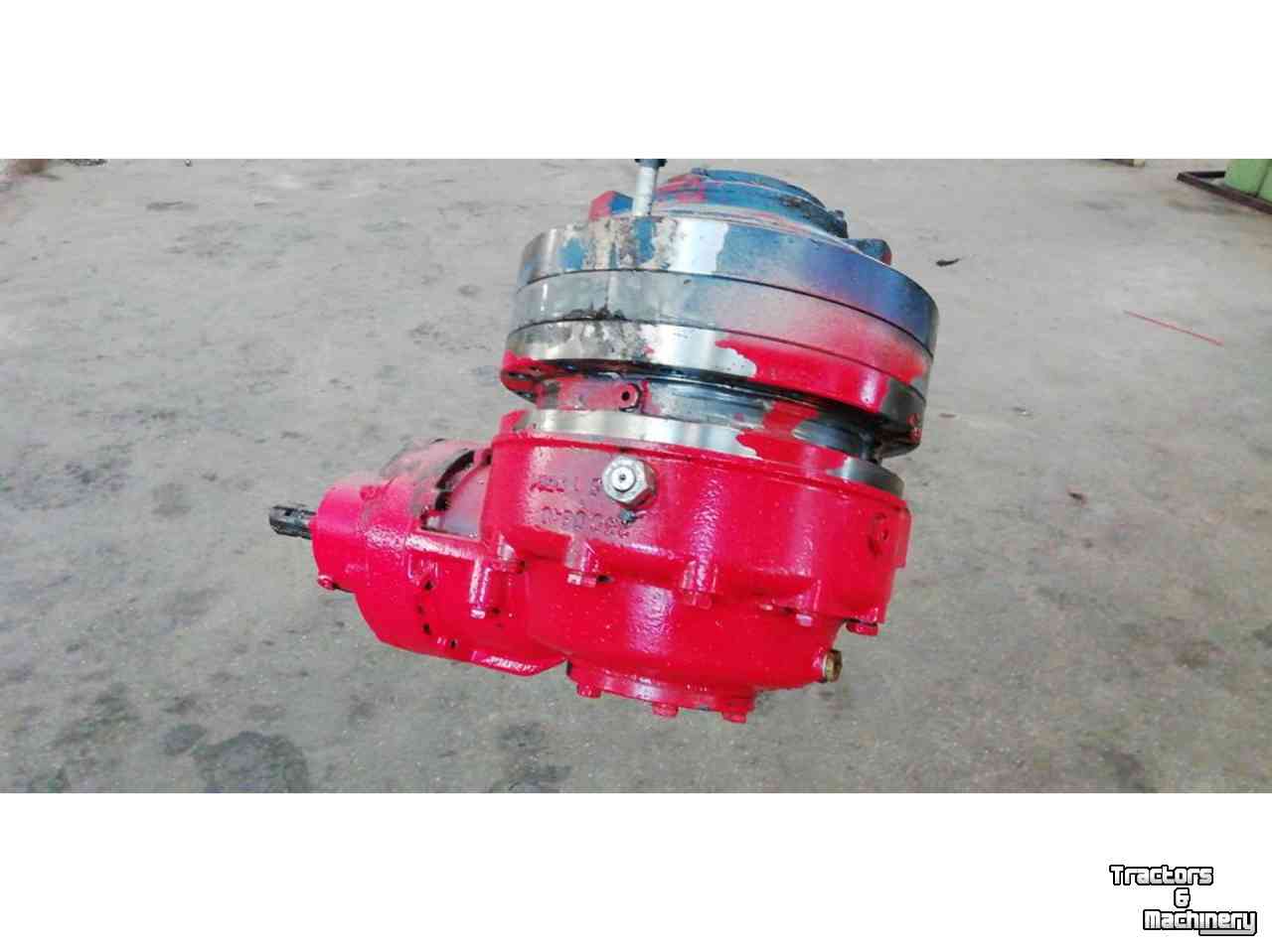 Diverse used spare-parts Peecon Tandwielkast