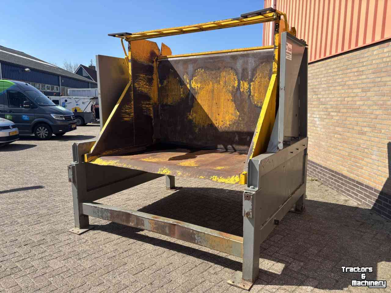 Bulk box tipper  Noble, VI 04, kistenleger