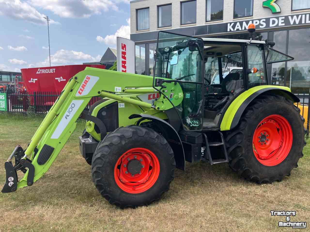Tractor Claas AXOS 320 CX